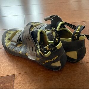 La Sportiva Tarantula Yellow/Grey Climbing Shoes